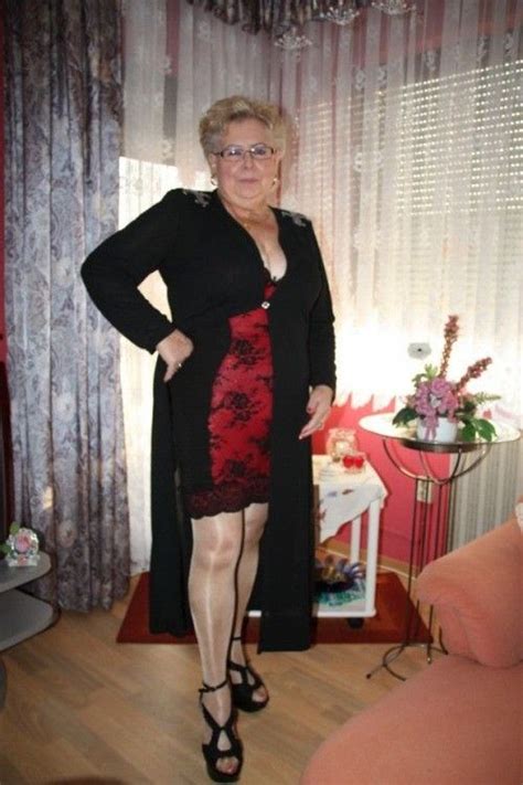 mature dessous|Sexy Granny